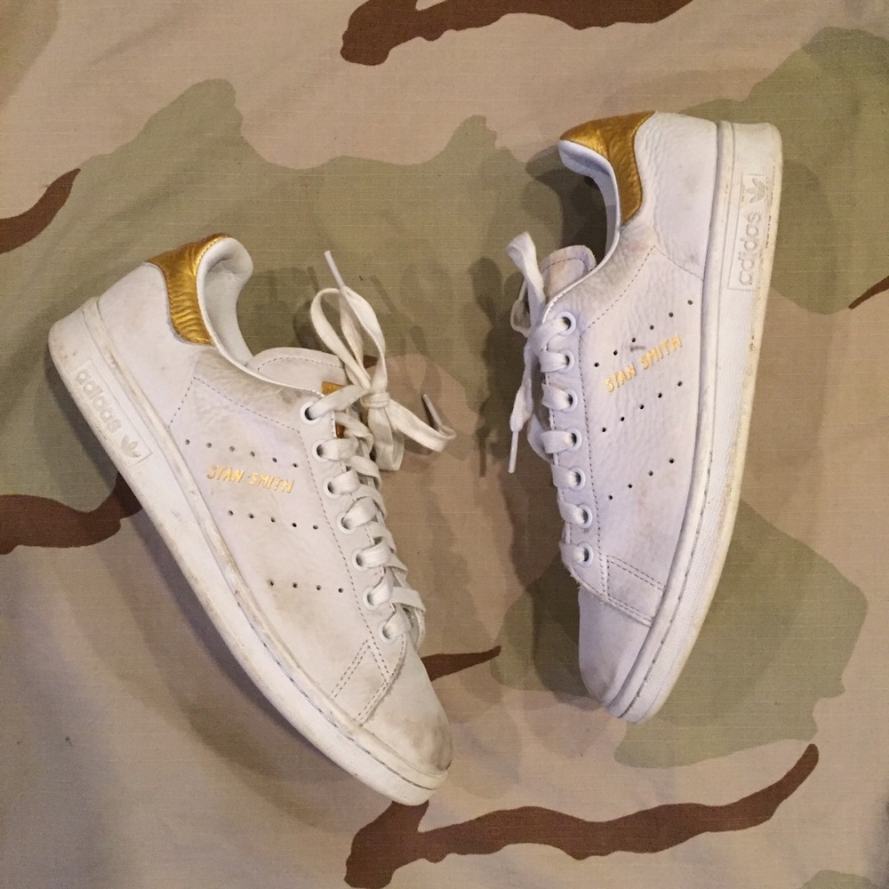 ✨24k Gold Stan Smith Adidas Men’s 6